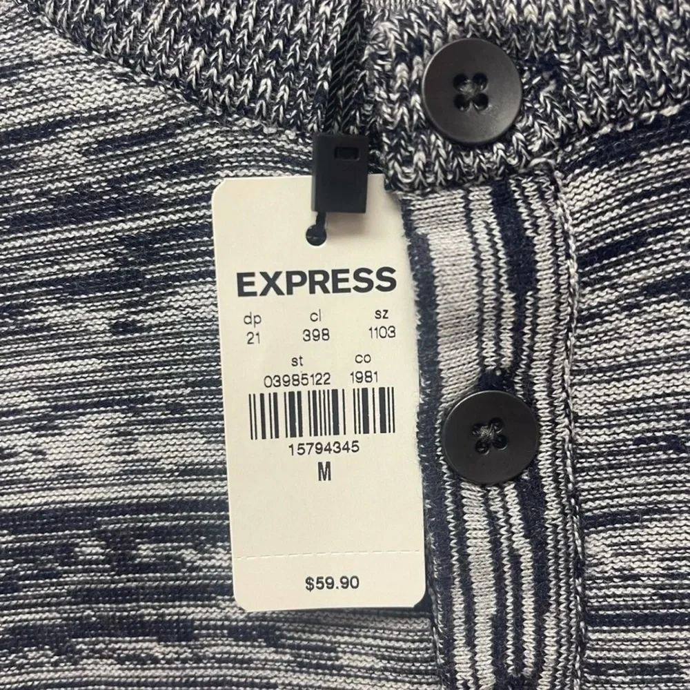 Express Men’s Long Sleeve Button-Down Top Navy Blue and White Striped New